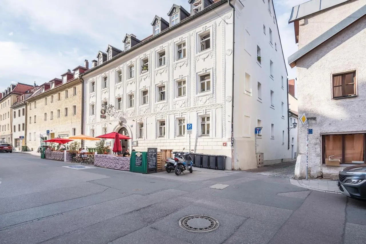 1 Stock Ostengasse 13 Apartment Regensburg
